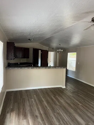 Floor plan E26