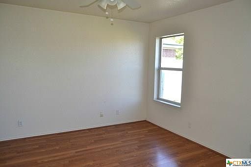 4th image of 4403 Wade Dr