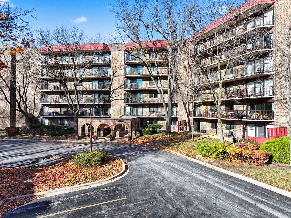 1st image of 35 S Baybrook Dr Unit 106