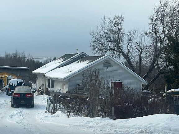 2nd image of 22435 Pleasant Valley Rd