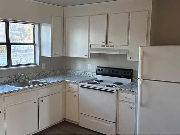 5th image of 301 Holman St #B-1
