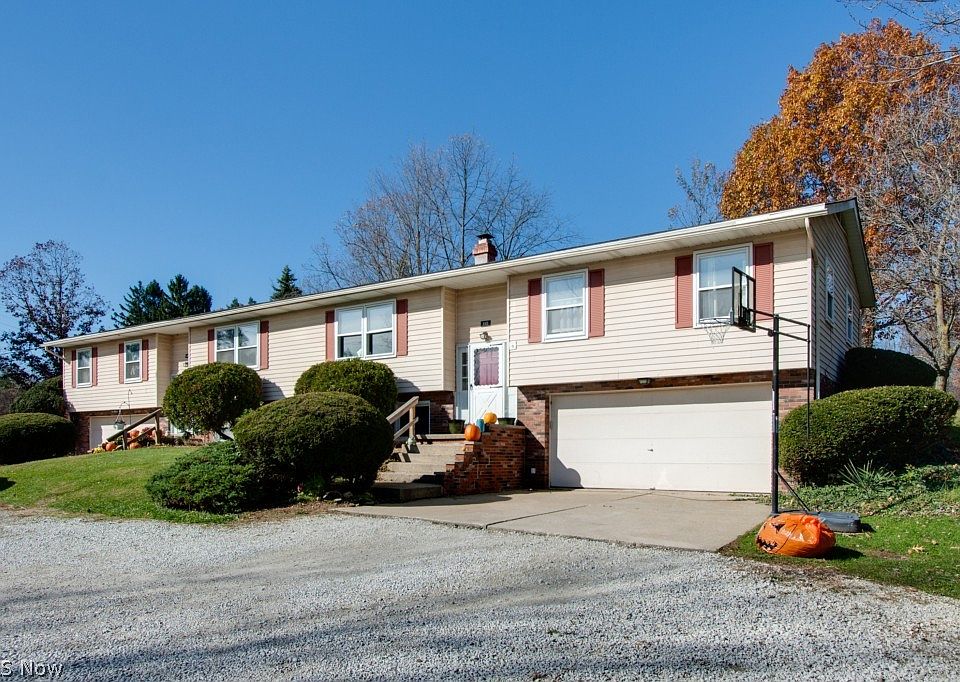1st image of 645-649 W Bath Rd