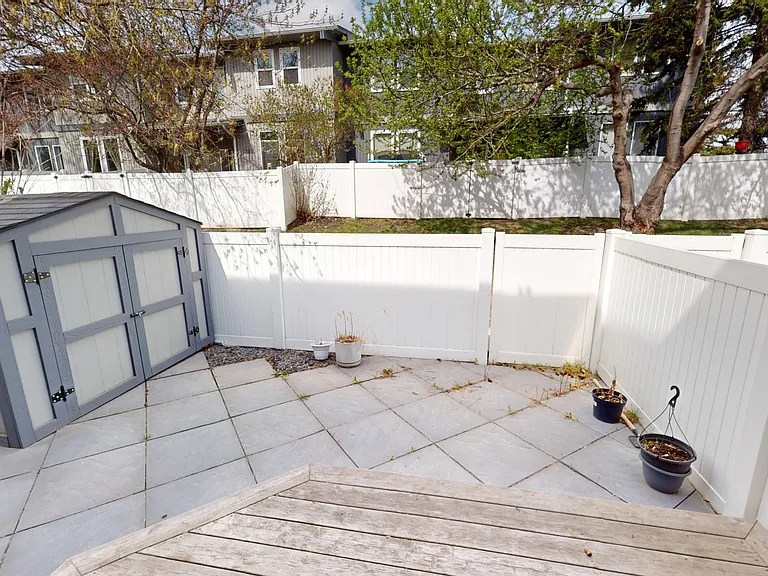 502 Silvercreek Close NW — Photo 19