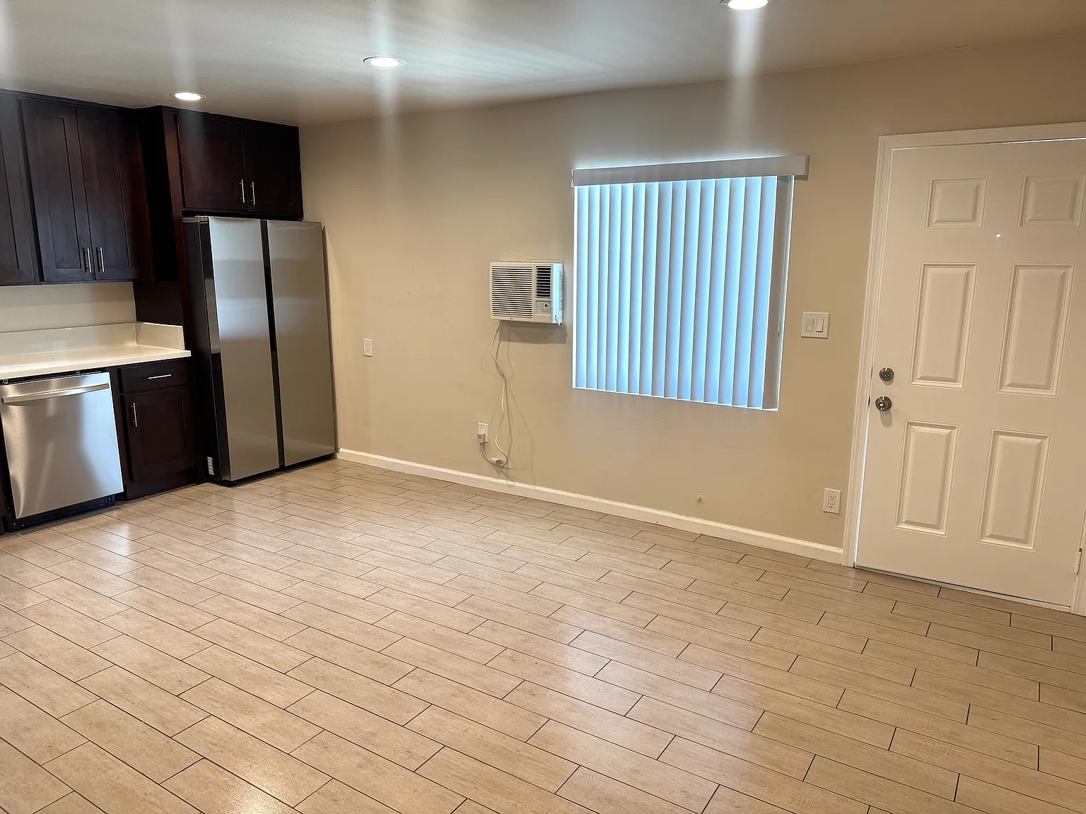 1 bed, 650 sqft, $1,995 — Photo 2