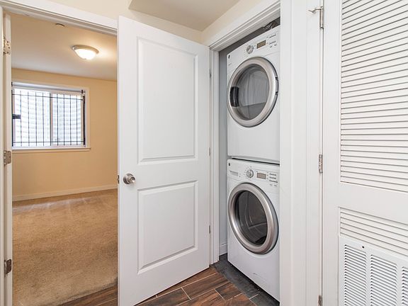 5th image of 2032 N 17th St #1