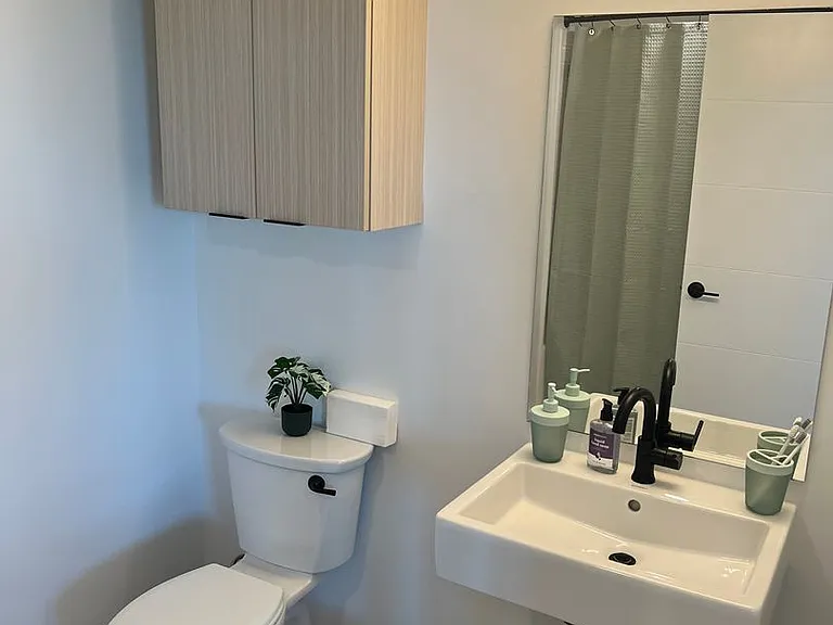 Rainford Apartments — Photo 174