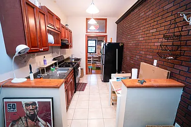 Rented by SCOUTBK.COM