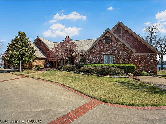 4th image of 308 Rivercrest Dr