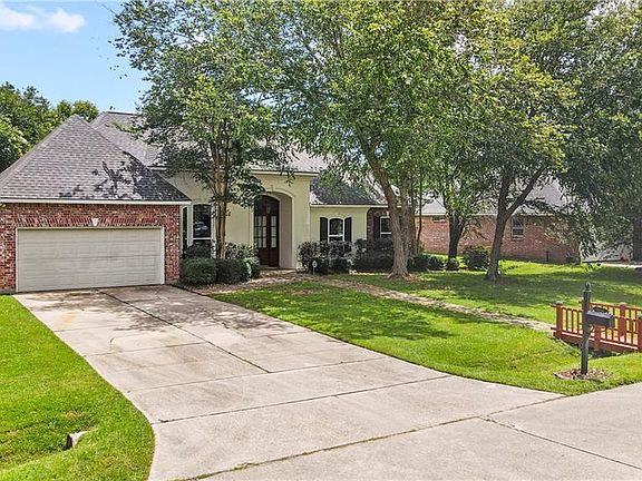 2nd image of 1648 Tiffany Ln