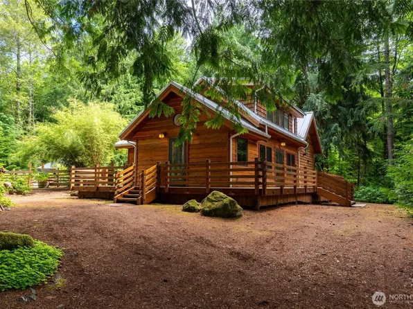 1692 Galbraith Lane, Bellingham, WA 98229