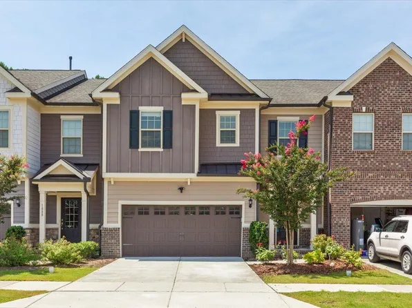 1886 Blue Jay Point, Apex, NC 27502