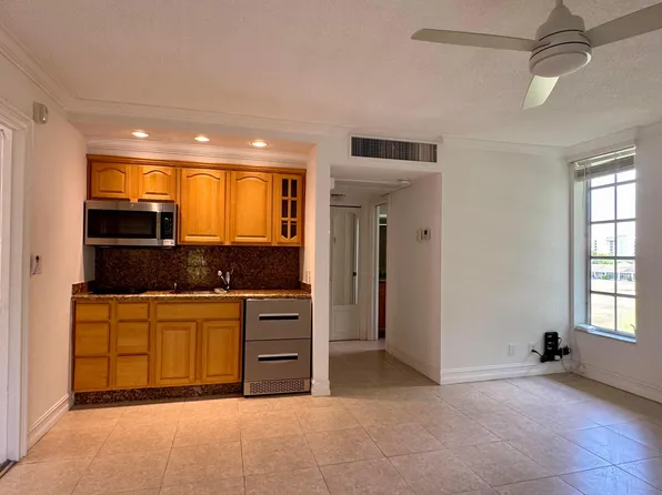 2601 S Course Drive #401, Pompano Beach, FL 33069