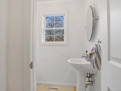 188 Falls Rd, Bethany, CT, 06524