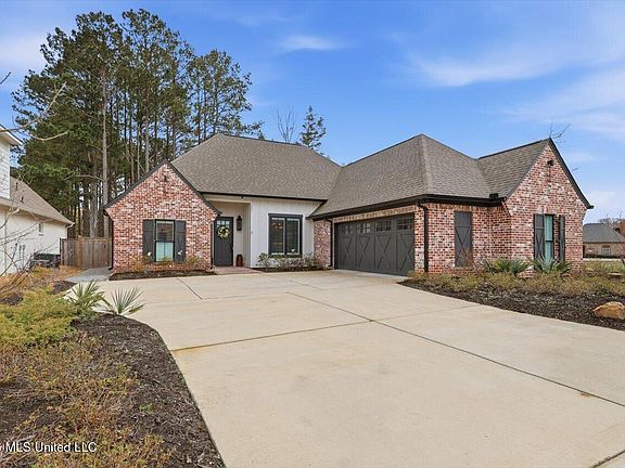 2nd image of 157 Bridge Water Loop