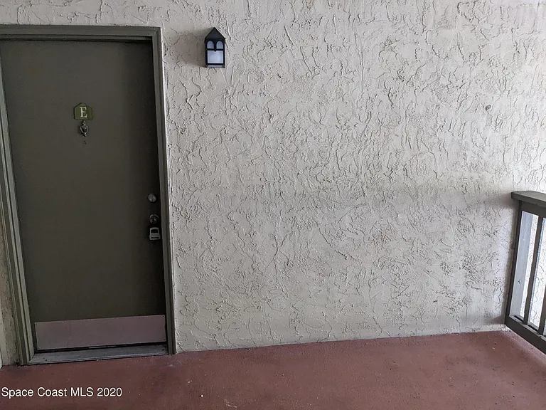 3510 Sable Palm Ln #E — Photo 19