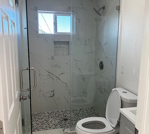 5th image of 719 Caballo Ave #B