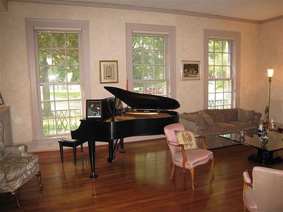 4th image of 5221 Westminster Pl