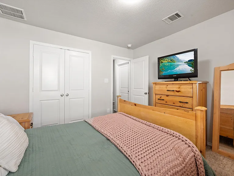 111 Meadow Path — Photo 22