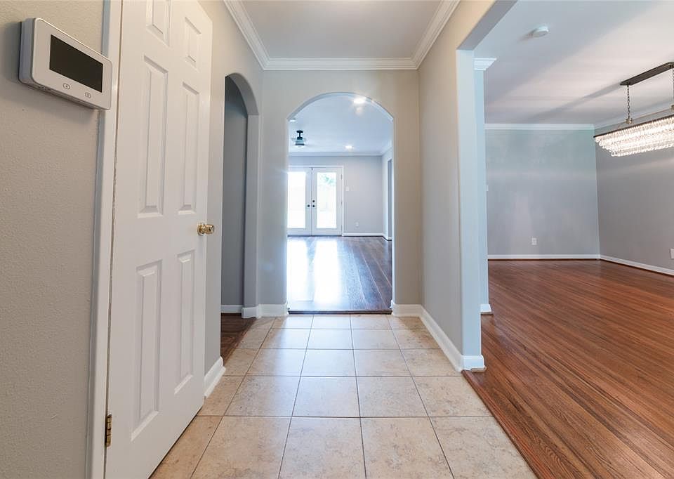 1st image of 8834 McAvoy Dr