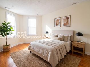 1636 N North Park Ave #G, Chicago, IL 60614