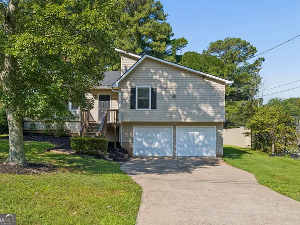 1015 Malibu Dr, Marietta, GA 30066