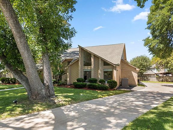 3rd image of 1903 Fawn Way Ct