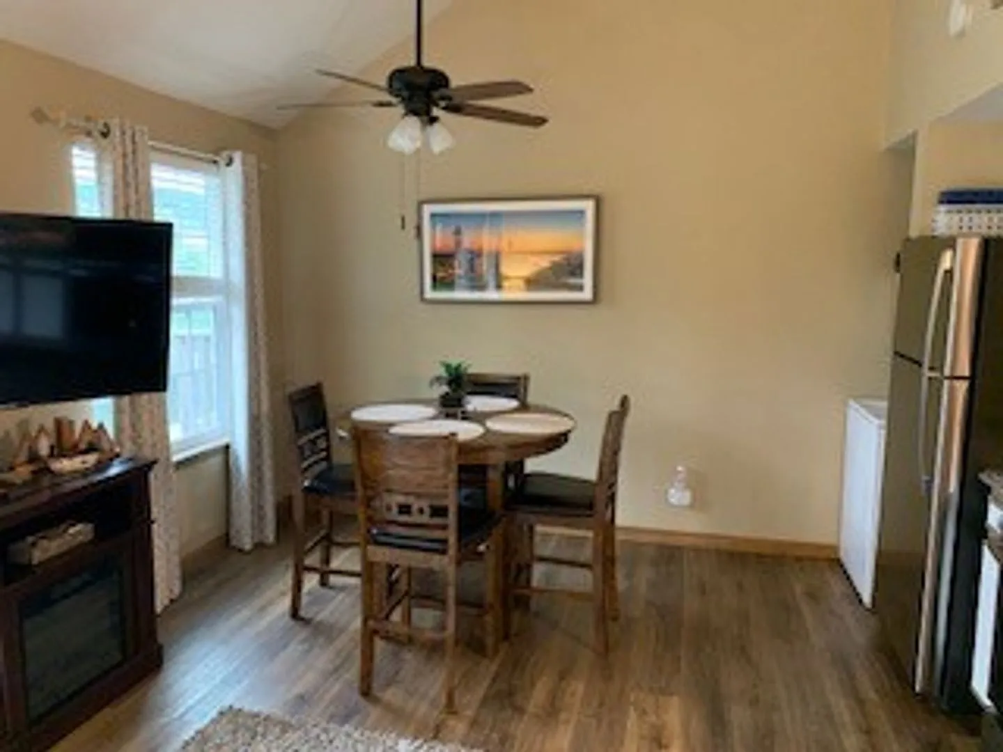 2 Bedroom 2 Bath Loft Apartment In Branson Mo - Ask About Our Move In Special — Photo 1