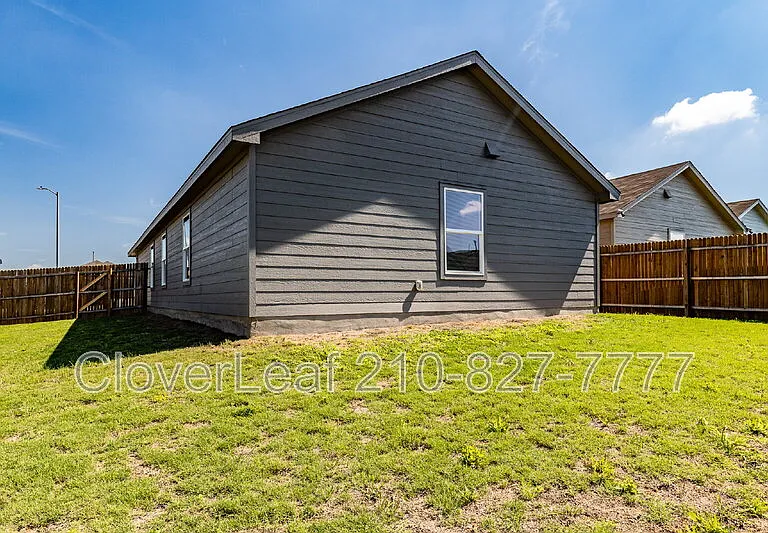 4407 Grassland Pass — Photo 30