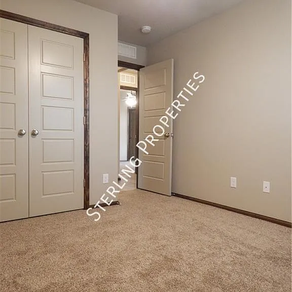 949 Chase Ln — Photo 23
