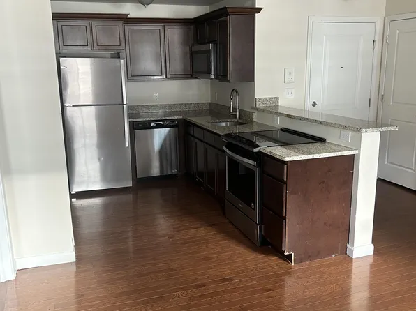 40 S Pearl St #207, Albany, NY 12207