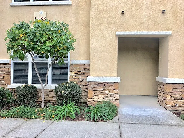 de Tolosa Ranch Apartments — Photo 29