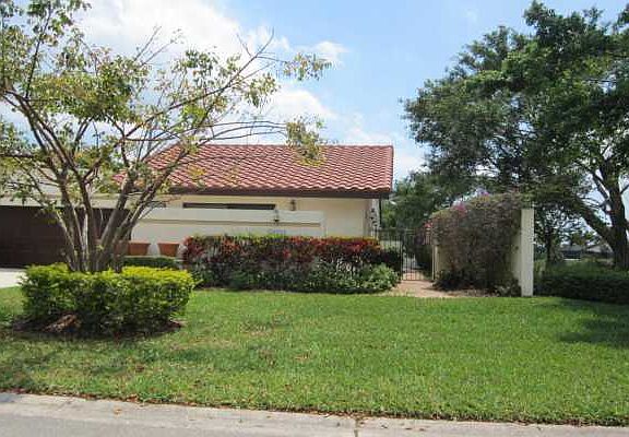 Home For Sale In Pradera