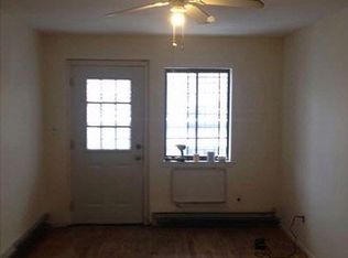 19008 Station Rd, Flushing, NY 11358