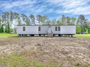 183 Parker Rd, Whiteville, NC 28472