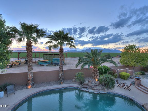 3rd image of 22000 N SUNSET Drive