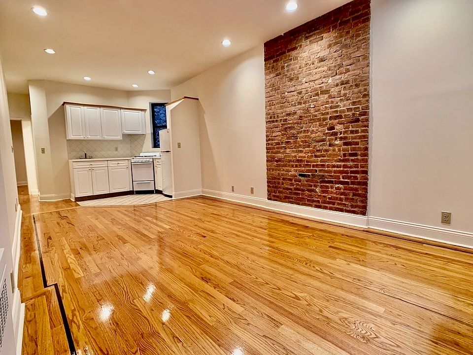 1st image of 362 Broome St APT 21