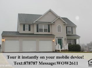 948 Crushed Apple Dr, Martinsburg, WV 25403