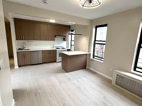 2nd image of 219 E Broadway #10