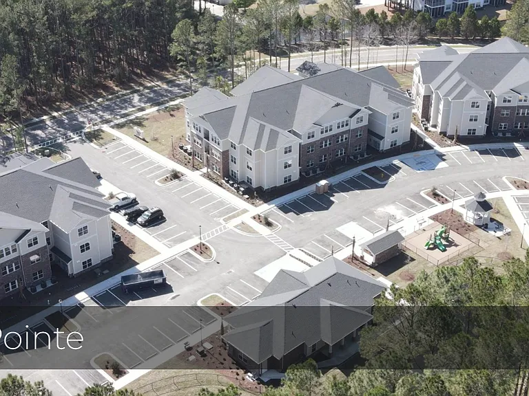 Waterford Pointe — Photo 8