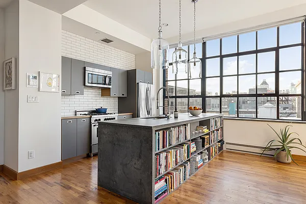 Sold by Compass | media 14