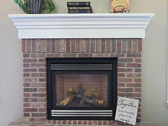 GAS FIREPLACE
