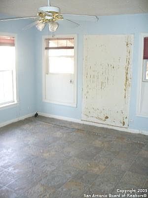 3rd image of 307 FROST