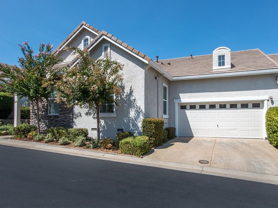 1st image of 3749 Park Dr