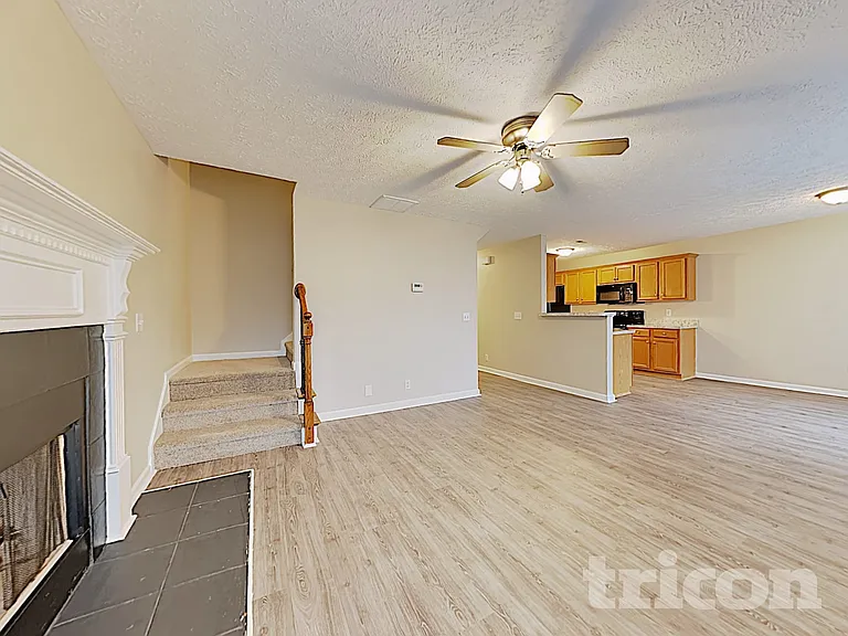 1256 Lasalle Dr — Photo 5