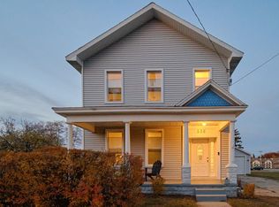 526 1st St, Manistee, MI 49660
