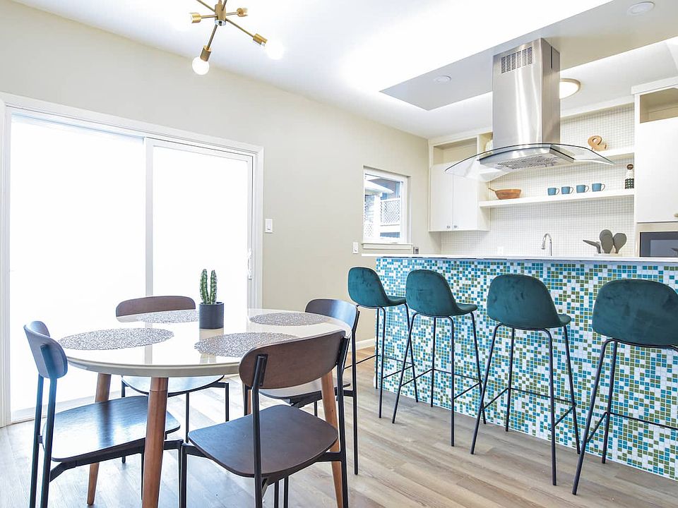 Open Kitchen Dining