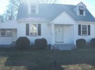 65 Osborn Ave, Vineland, NJ 08360