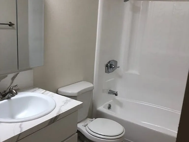 10518 Western LLC — Photo 9