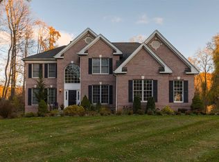 98 Devon Farms Rd, Stormville, NY 12582