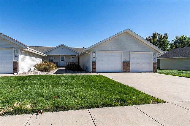 1st image of 536 Iris Ave